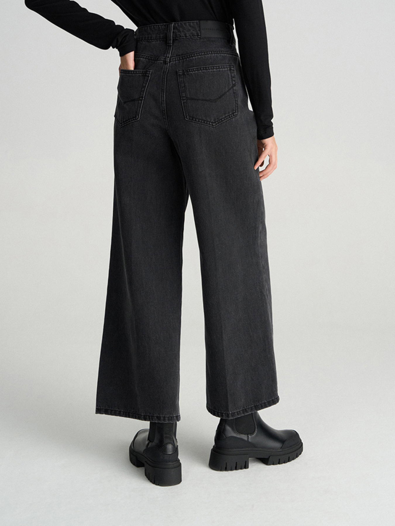 Широкі джинси DIVERSE Serante модель 10045825 Фото