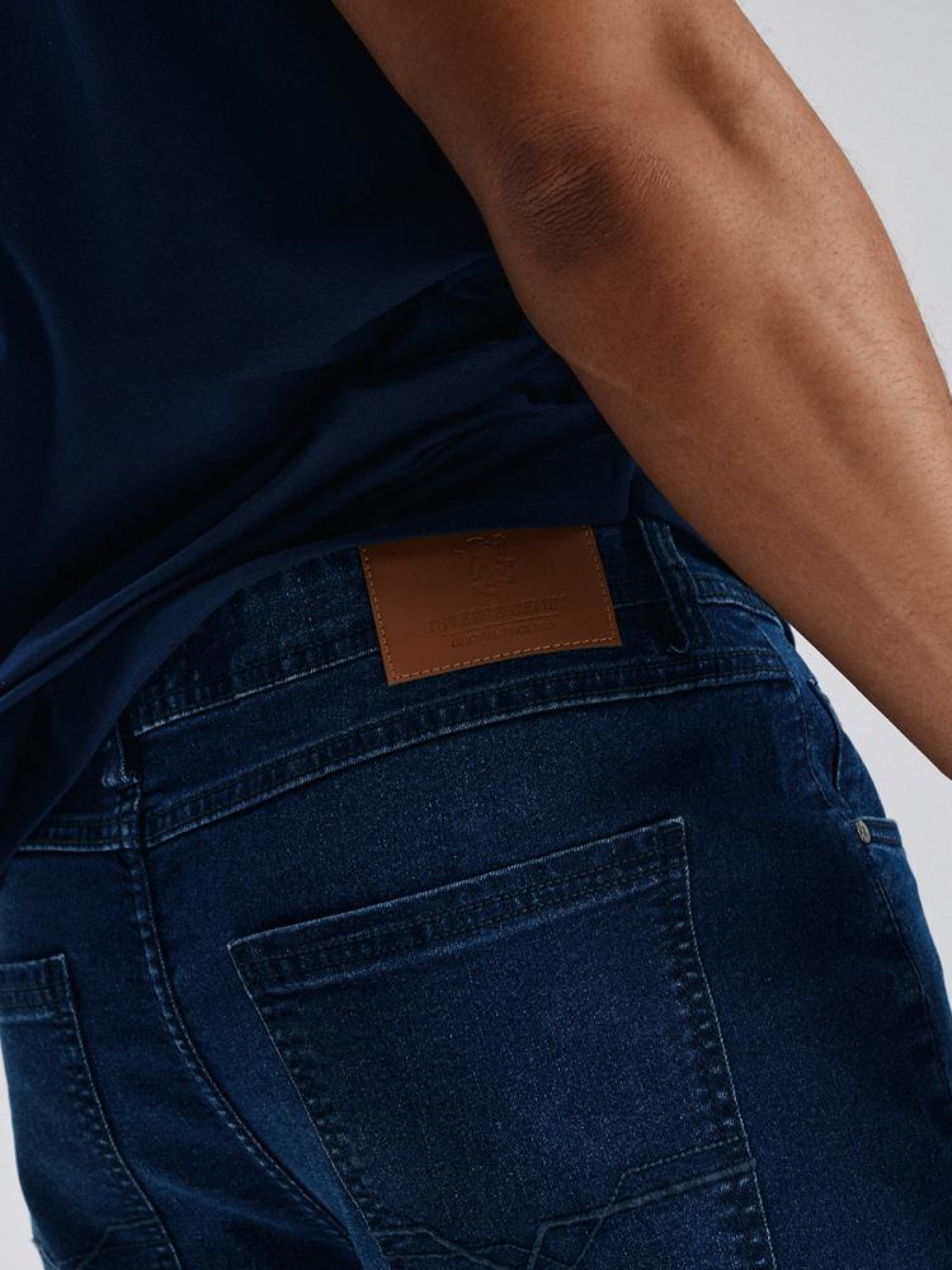 Джинси DIVERSE Base Blacks модель 10046142 Фото