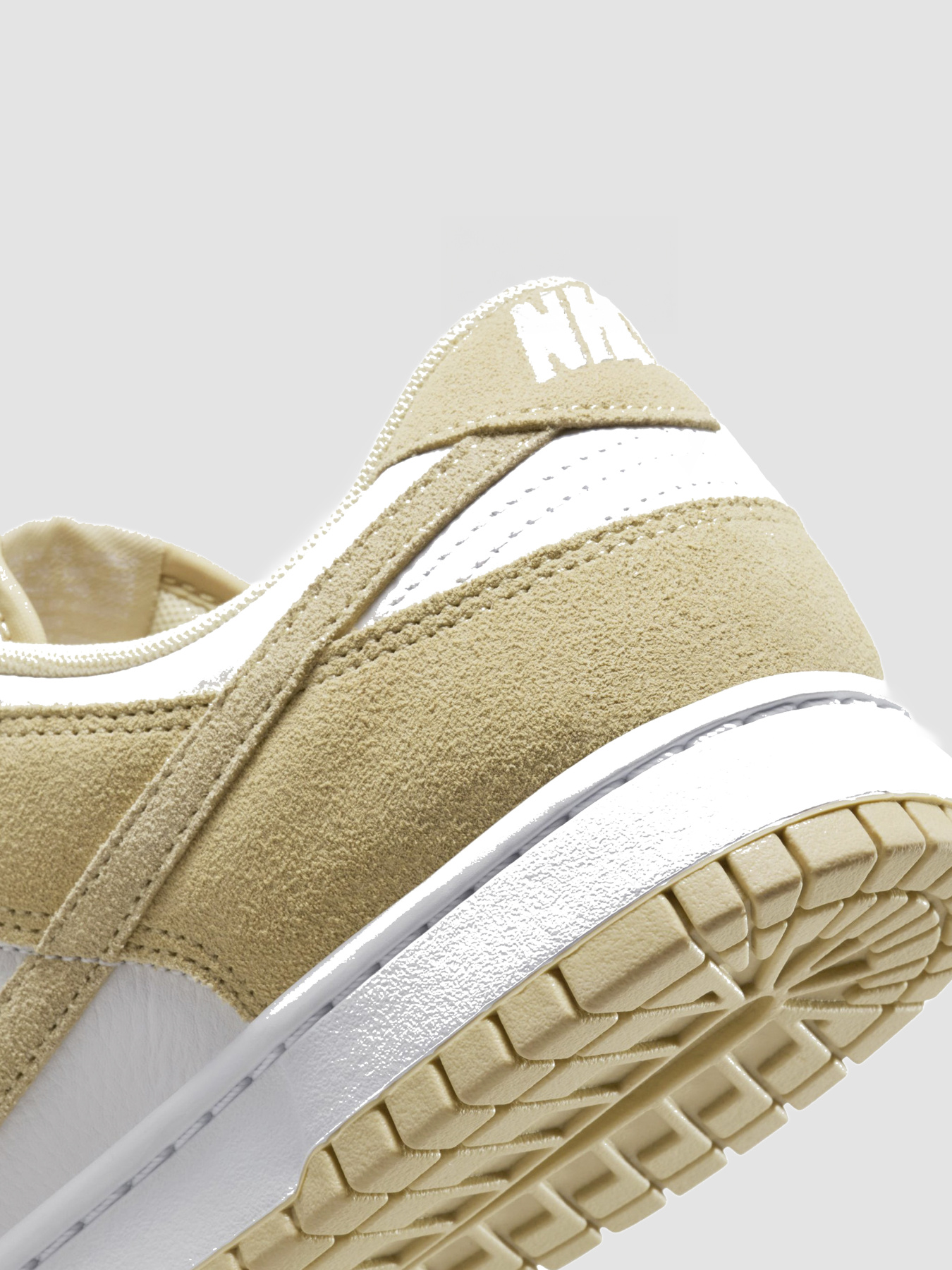 Кроссовки повседневные NIKE Dunk Low Next Nature модель FQ8249-102 Фото