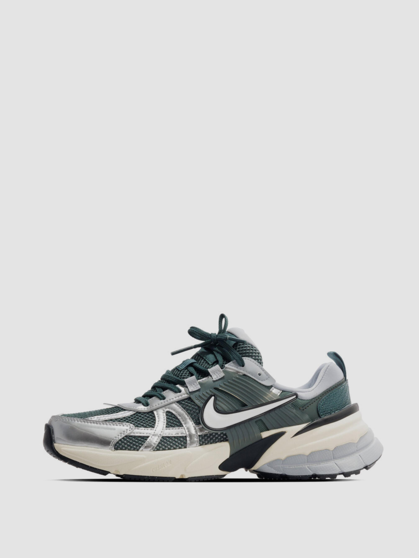 Кроссовки для бега NIKE V2k Run модель HJ4497-300 Фото