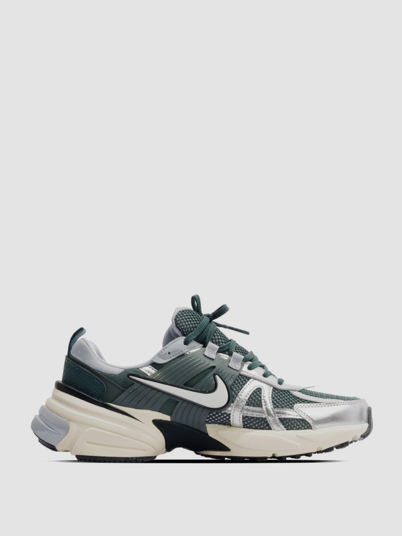 Кросівки для бігу NIKE V2k Run модель HJ4497-300 Фото