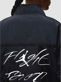 Вітровка Jordan Essentials модель FN4537-010 Фото