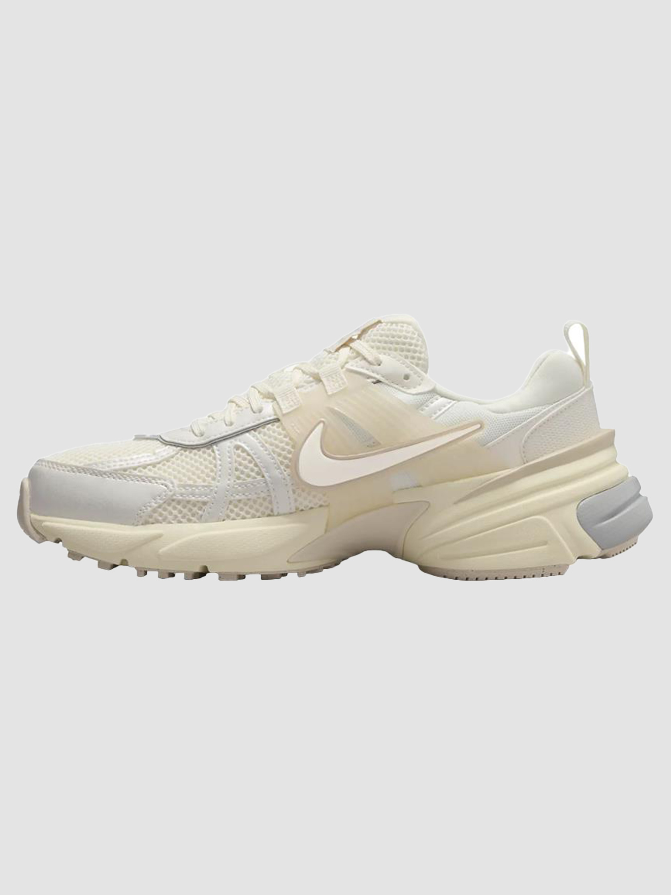 Кроссовки повседневные NIKE V2k Run модель HQ1512-110 Фото