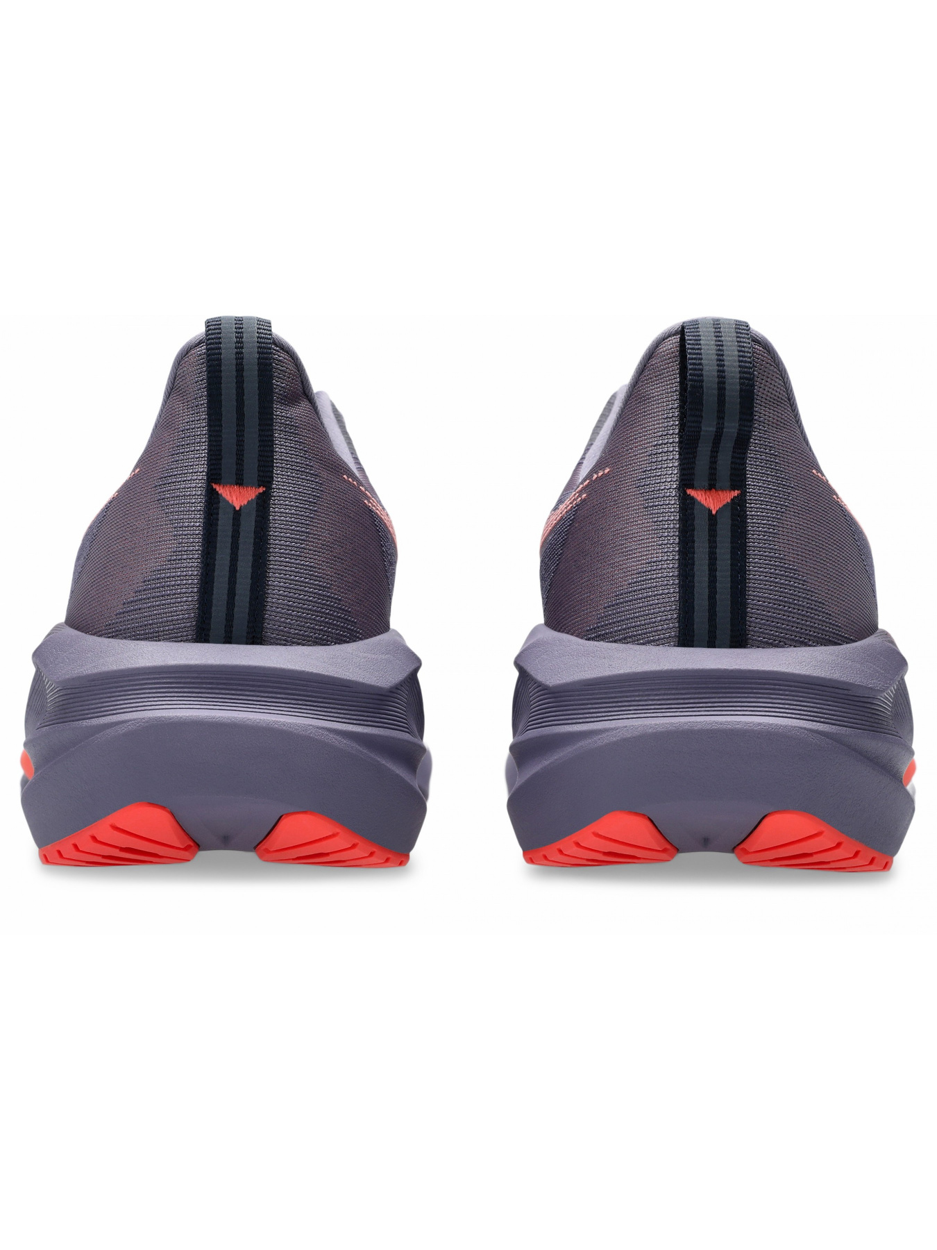 Кроссовки для бега Asics Novablast модель 1011B974-500 Фото