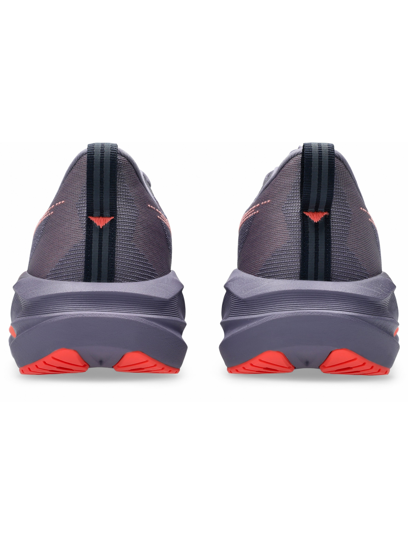 Кросівки для бігу Asics Novablast модель 1012B765-500 Кросівки для бігу Asics Novablast модель 1012B765-500 Фото