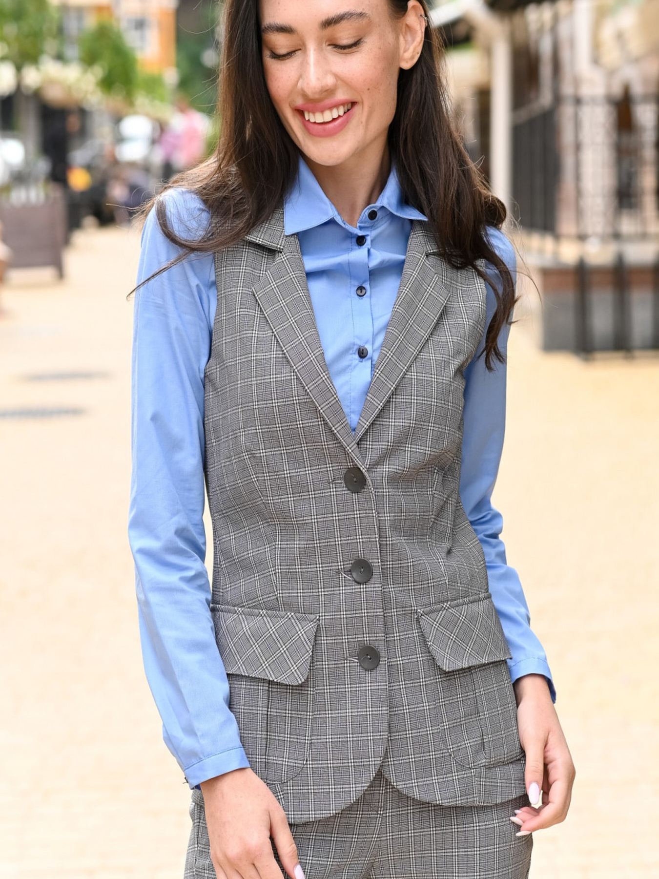 Классический жилет LadyLike модель ll184224491-srij Фото