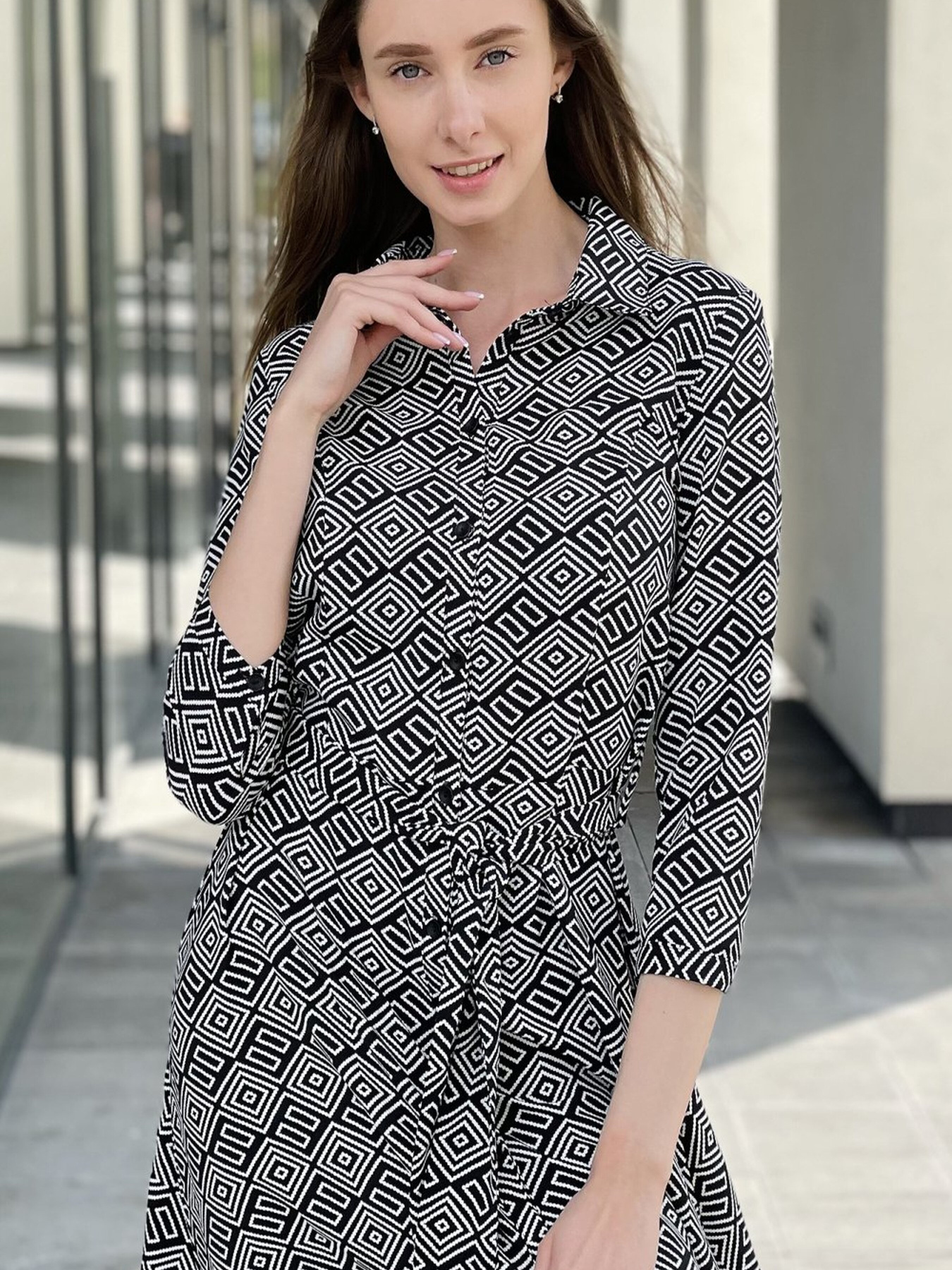 Сукня міді LadyLike модель ll194315790-chornij Фото