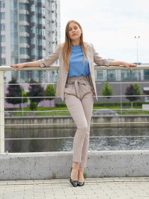 Повседневные штаны LadyLike модель ll169250089-bezhevij Фото