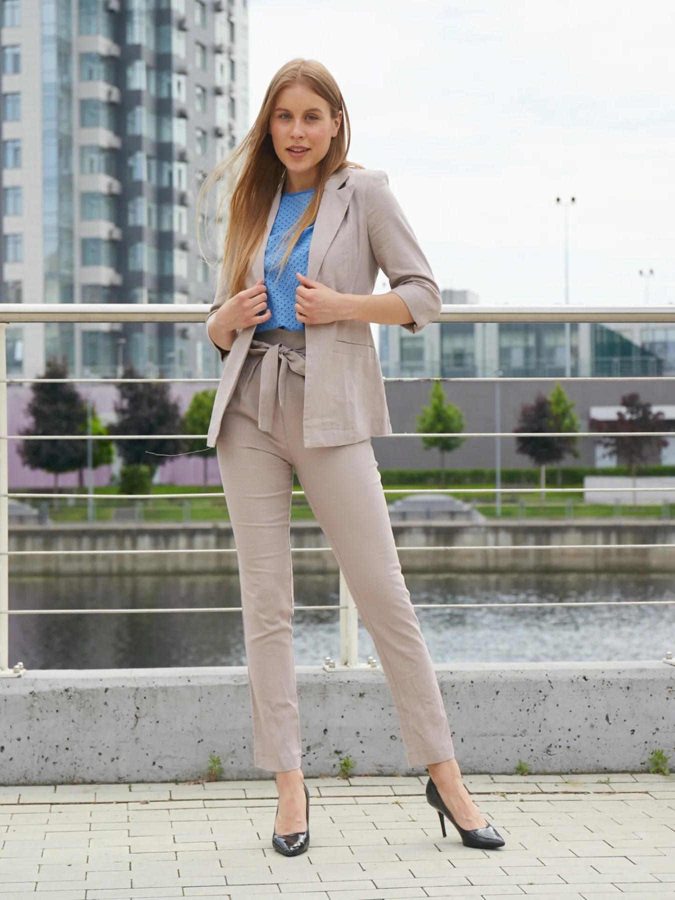 Блейзер LadyLike модель ll127850089-bezhevij Фото