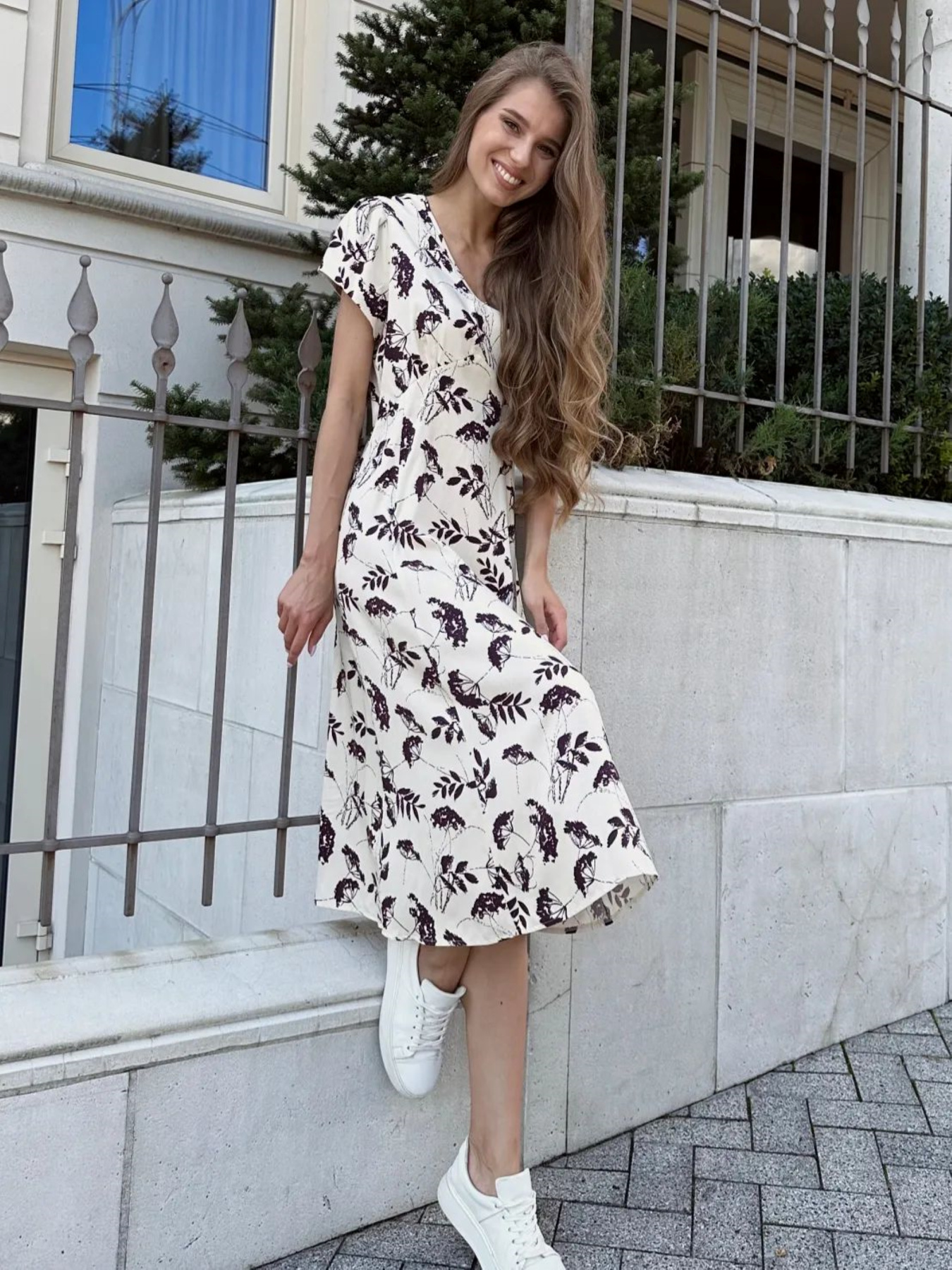 Сукня міді LadyLike модель ll85316218-blij Фото