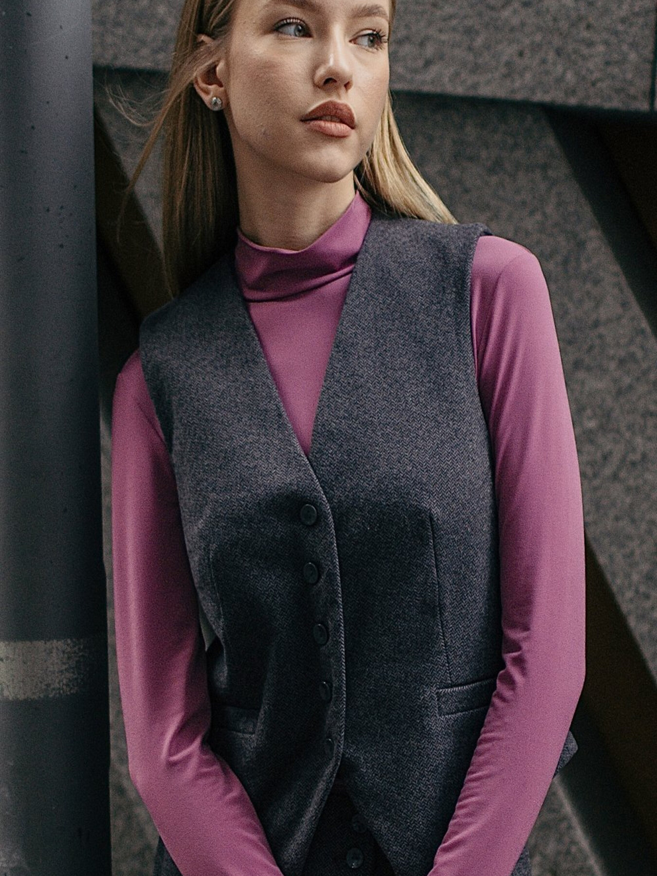 Классический жилет LadyLike модель ll88164589-korichnevij Фото