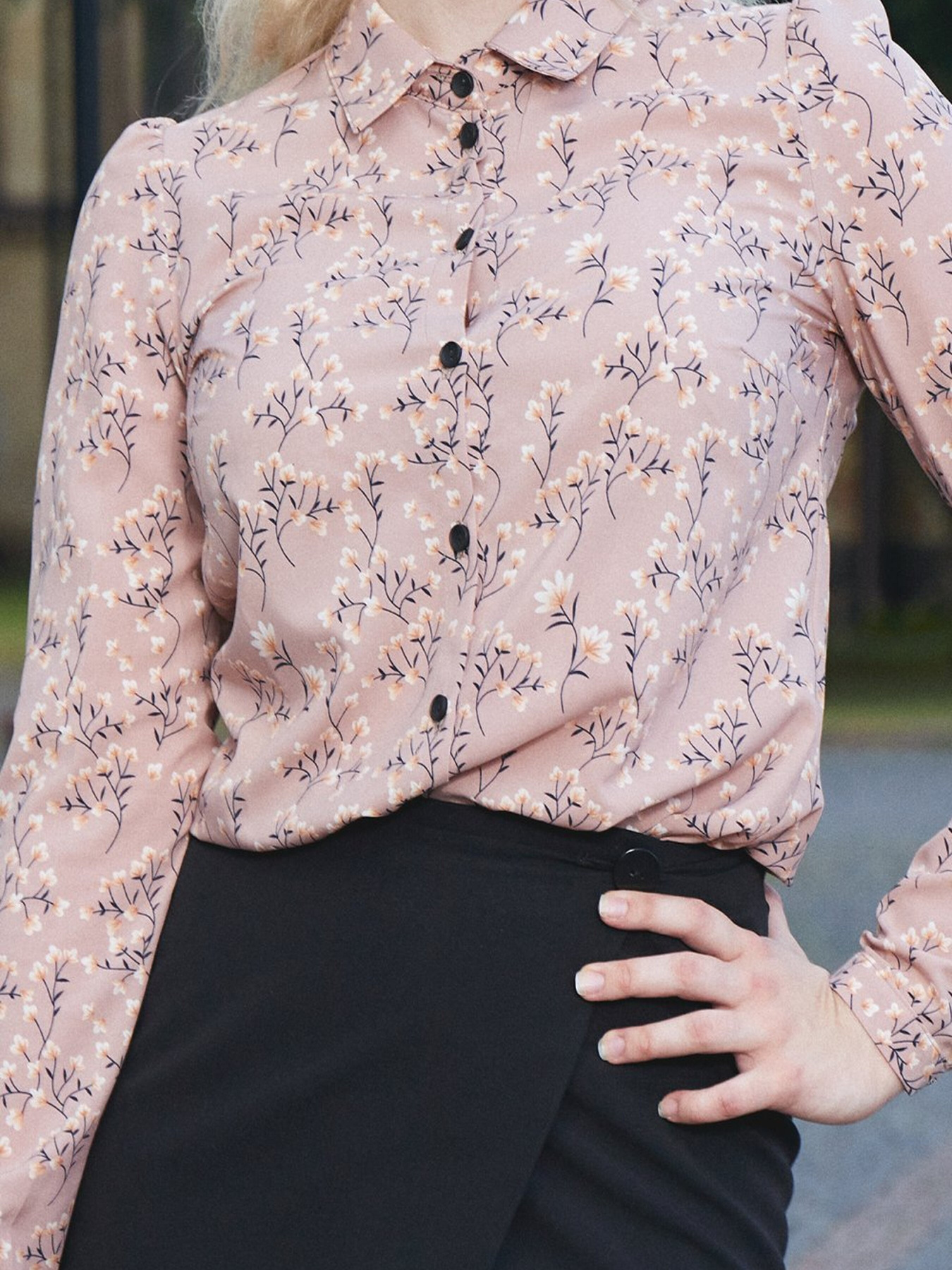 Блуза LadyLike модель ll29715889-bezhevij Фото