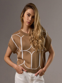 Жилет TrikoBakh модель 2503-bezhevij Фото