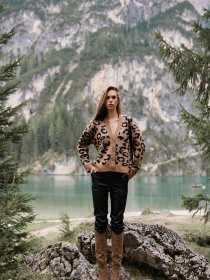 Кардиган TrikoBakh модель 2776-kemel-chornij Фото