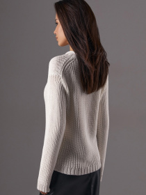 Джемпер TrikoBakh модель 2805-molochnij Фото