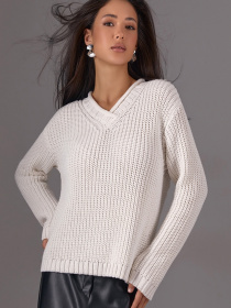 Джемпер TrikoBakh модель 2805-molochnij Фото