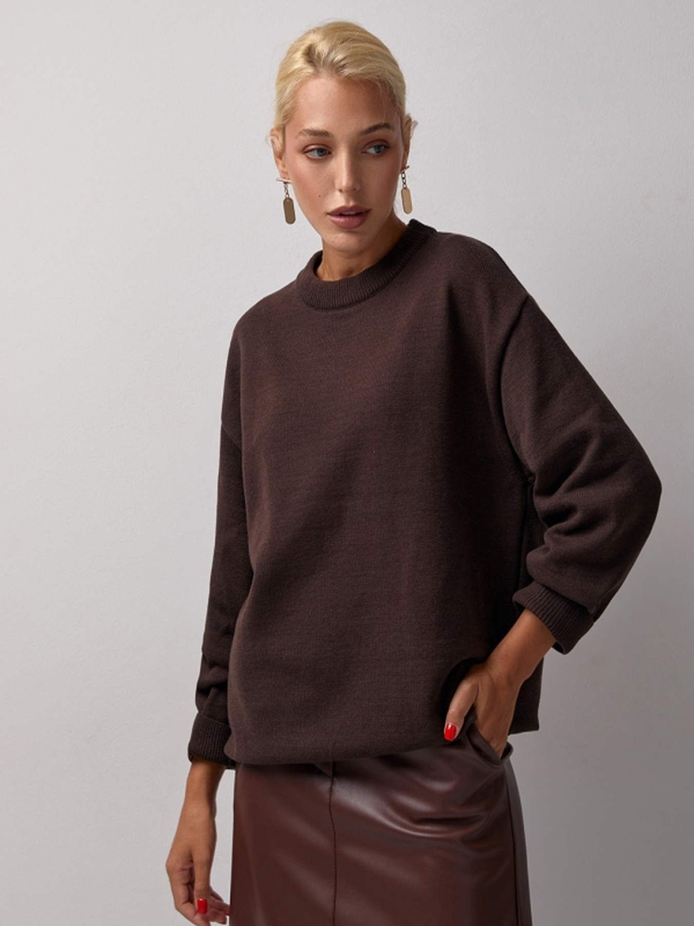 Джемпер TrikoBakh модель 2798-chornij-shokolad Фото