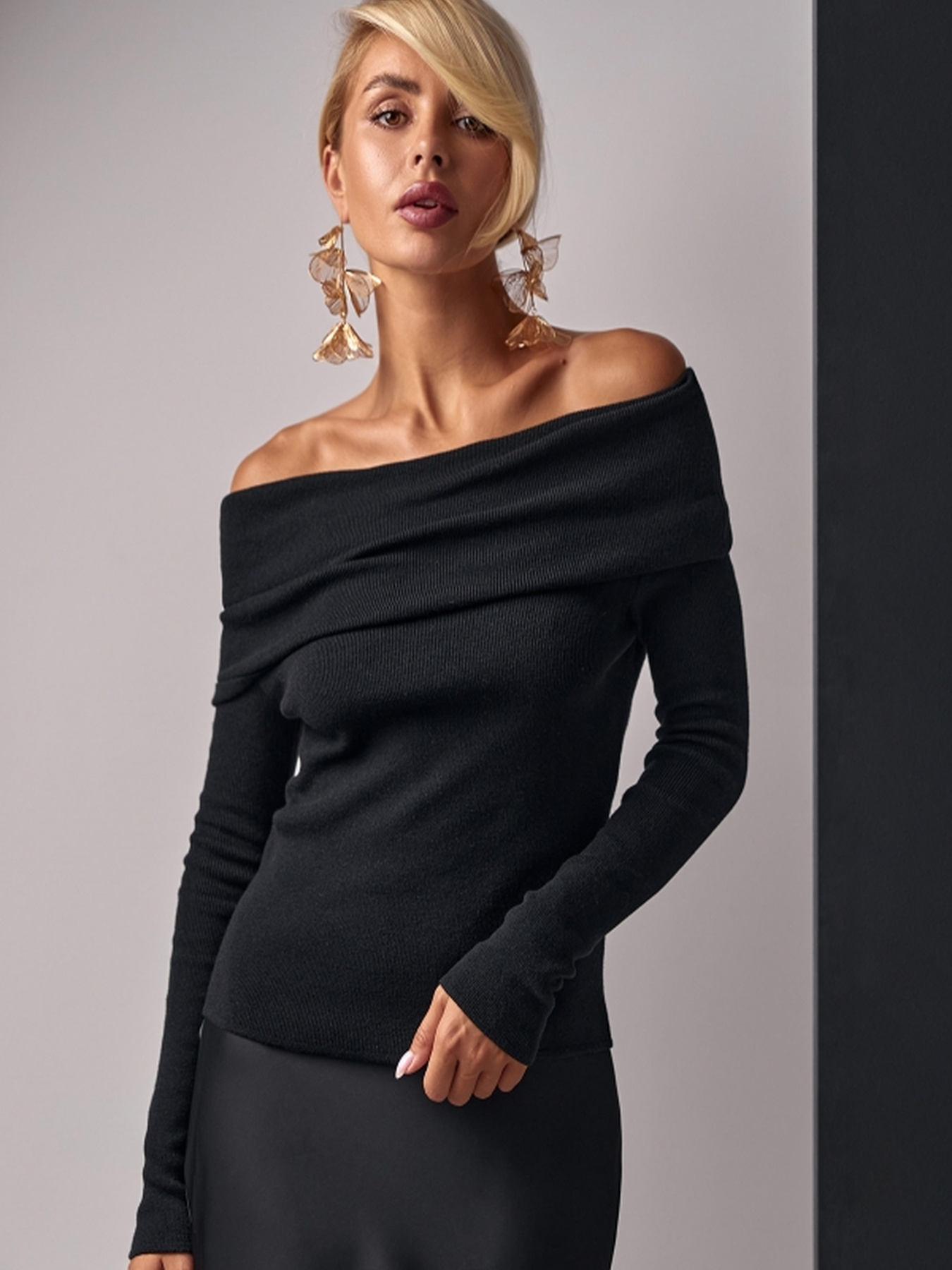 Джемпер TrikoBakh модель 2796-chornij Фото