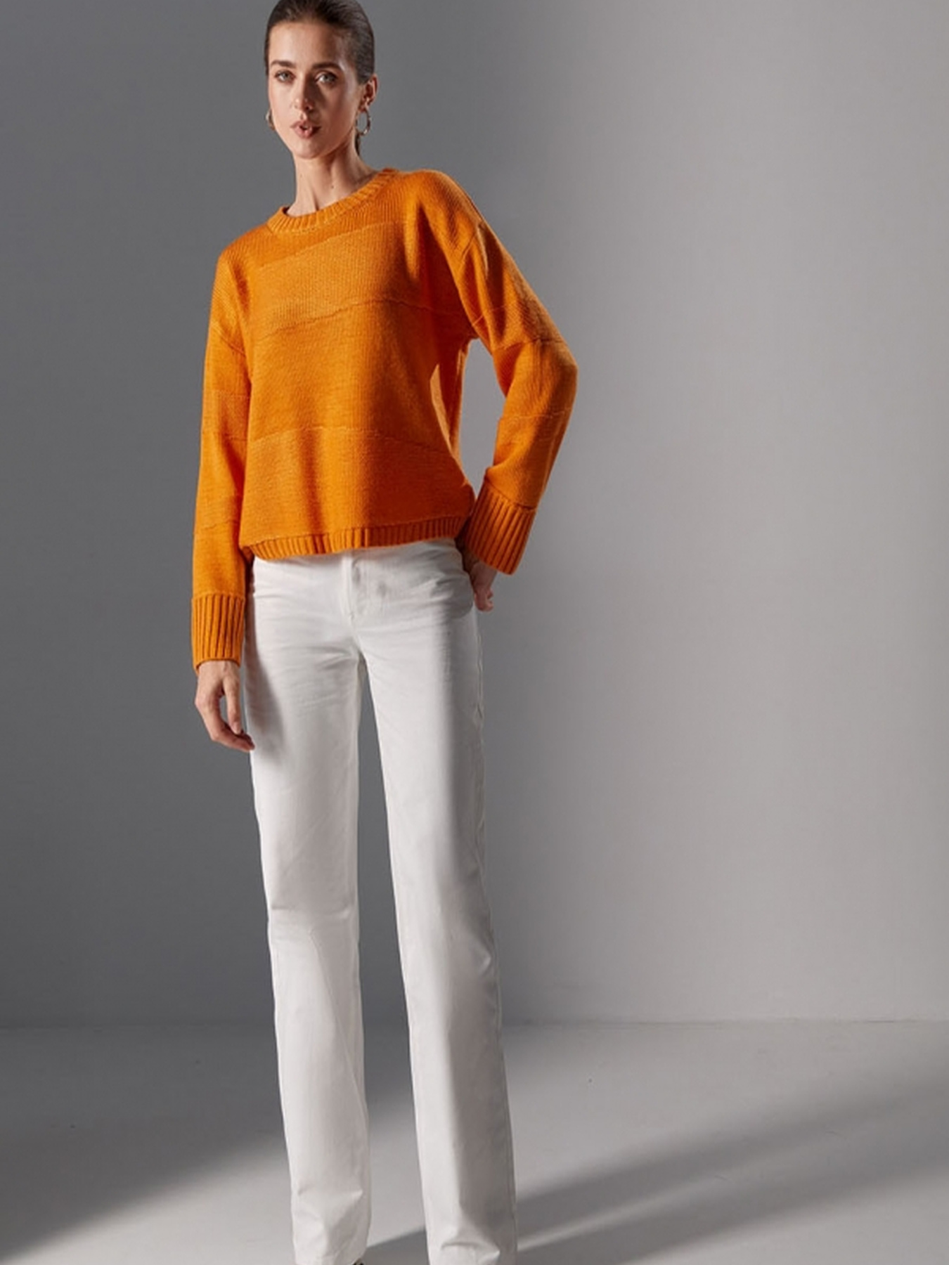 Джемпер TrikoBakh модель 2760-pomaranchevij Фото