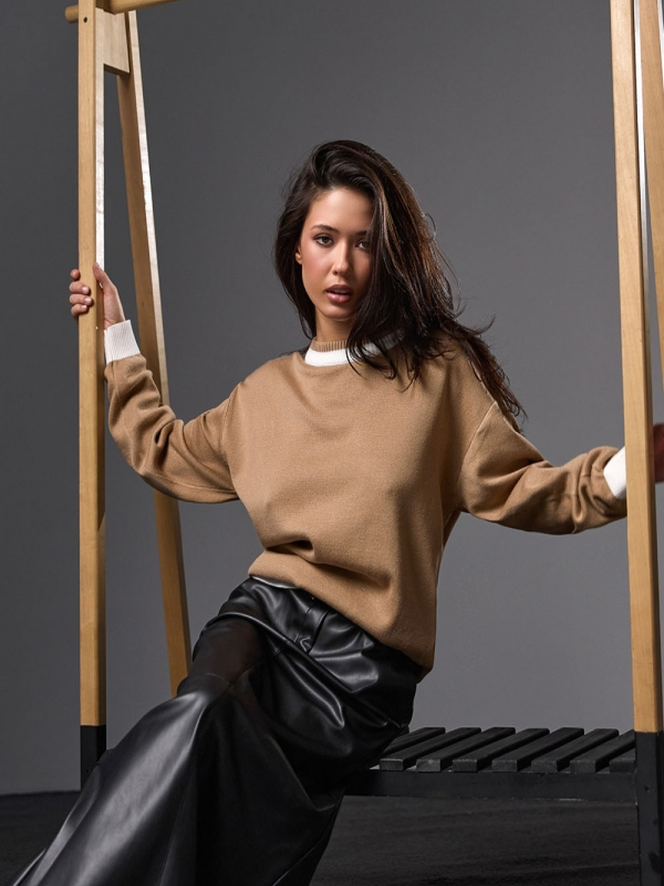 Джемпер TrikoBakh модель 2763-bezhevij-z-blim Фото