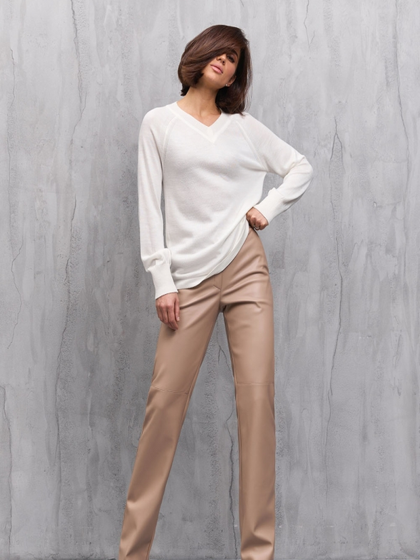 Джемпер TrikoBakh модель 2712-molochnij Фото