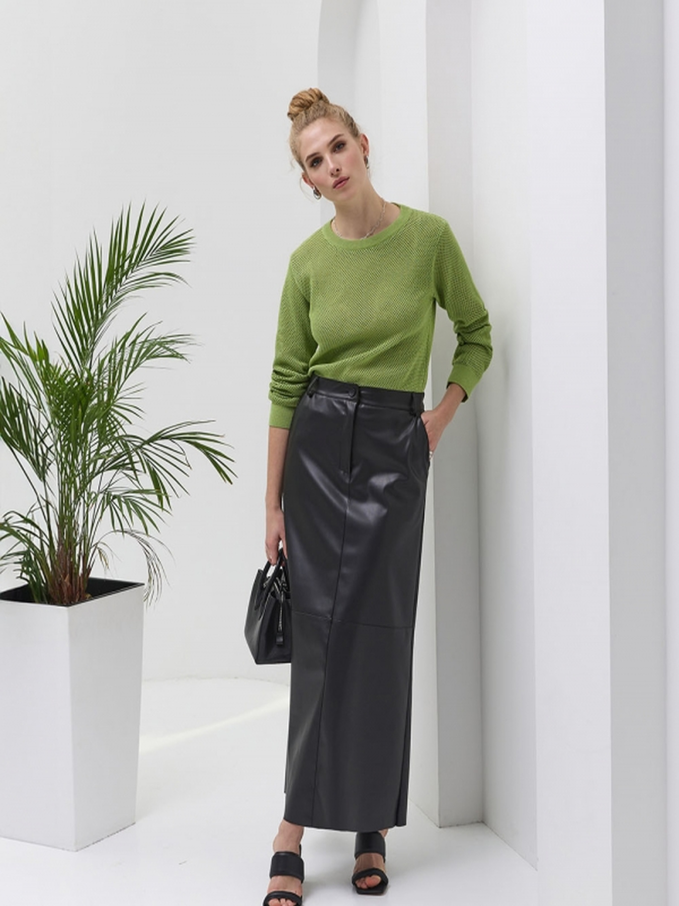 Джемпер TrikoBakh модель 2544-salatovij Фото