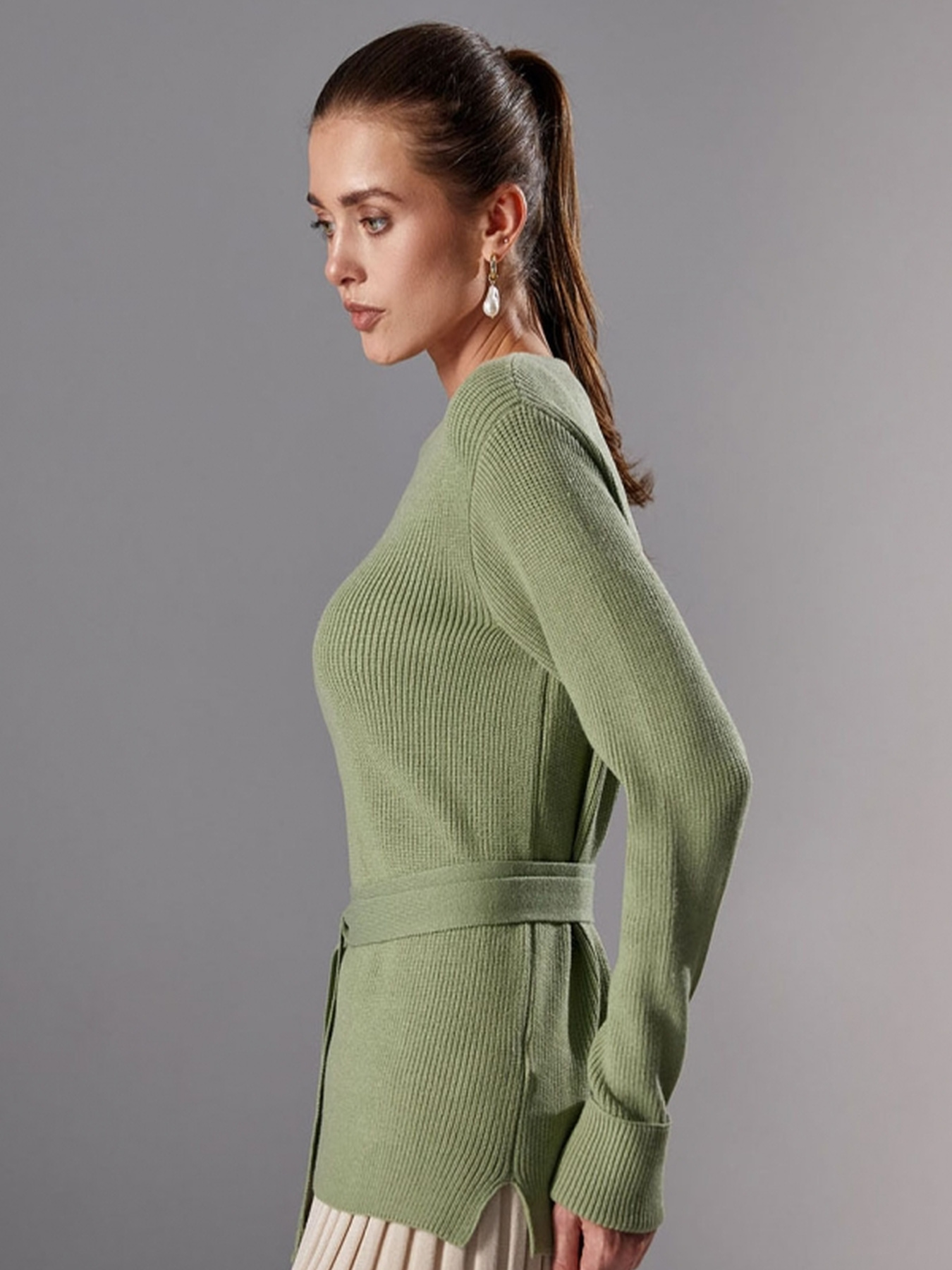 Джемпер TrikoBakh модель 2433-olivka Джемпер TrikoBakh модель 2433-olivka Фото