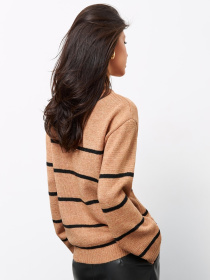 Джемпер TrikoBakh модель 2786-kemel-z-chornim Фото