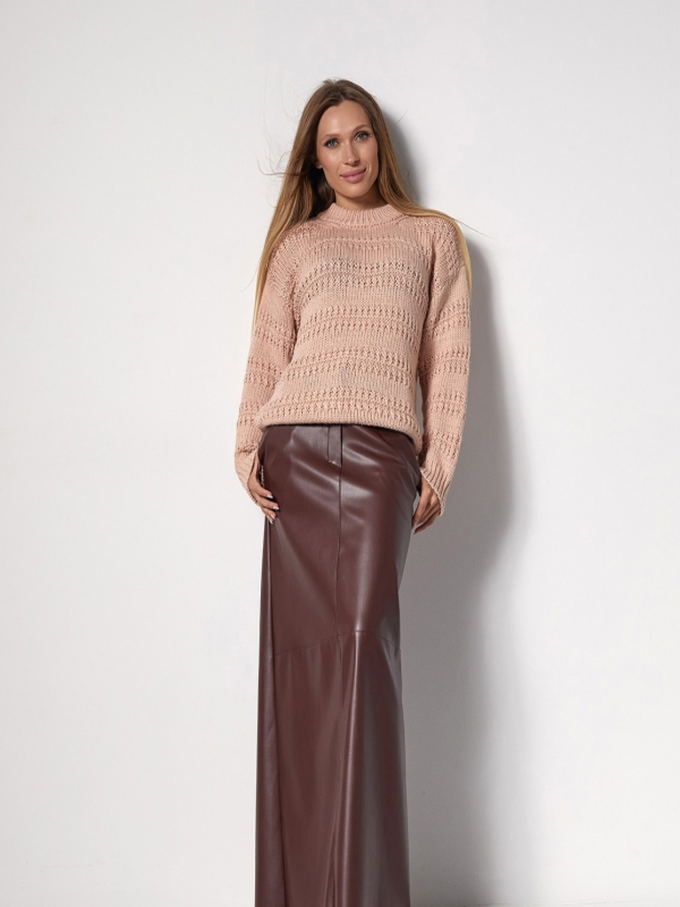 Свитер TrikoBakh модель 2756-persikovij Фото