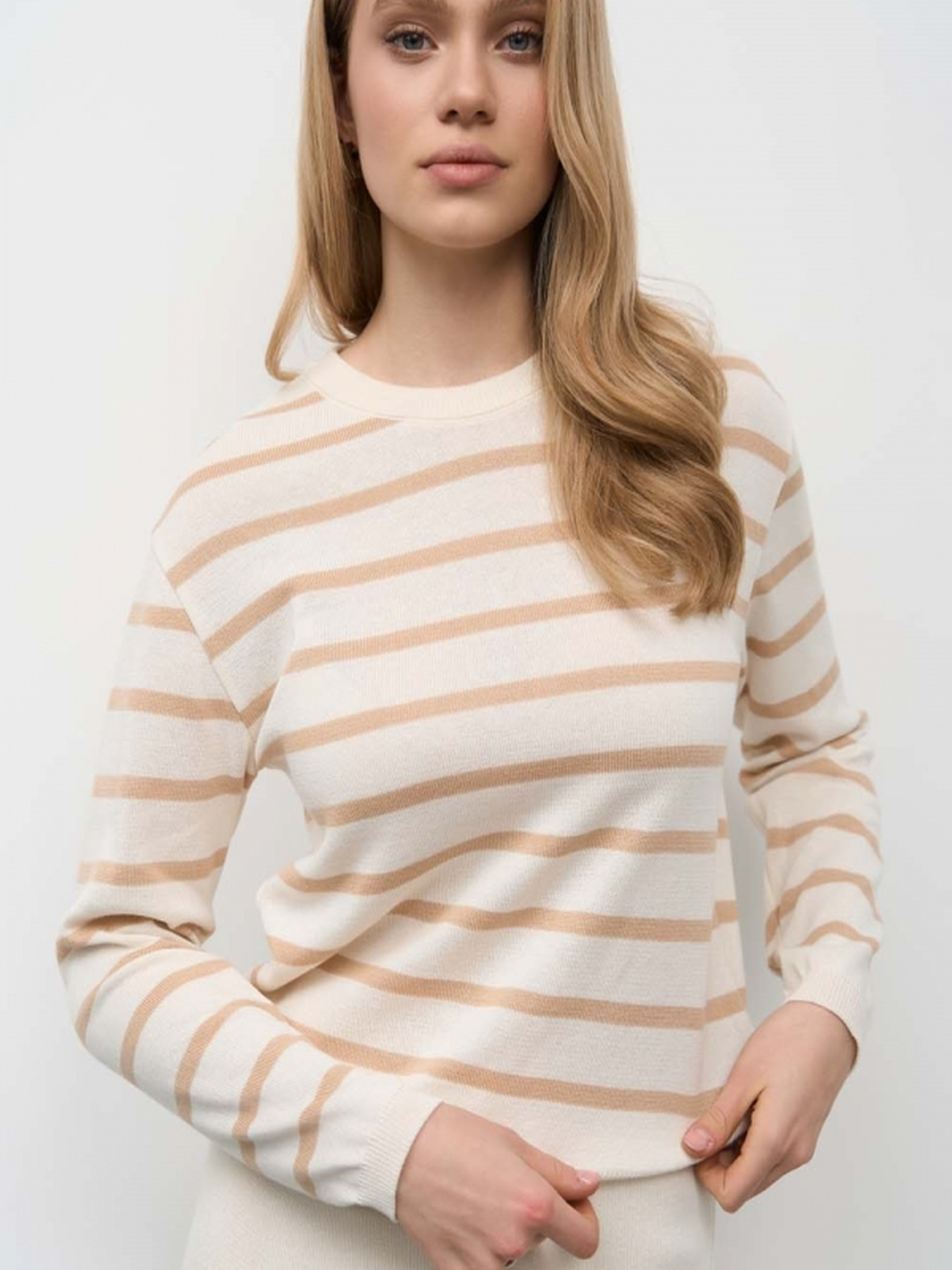 Джемпер TrikoBakh модель 2800-ajvor-migdalxnij Фото