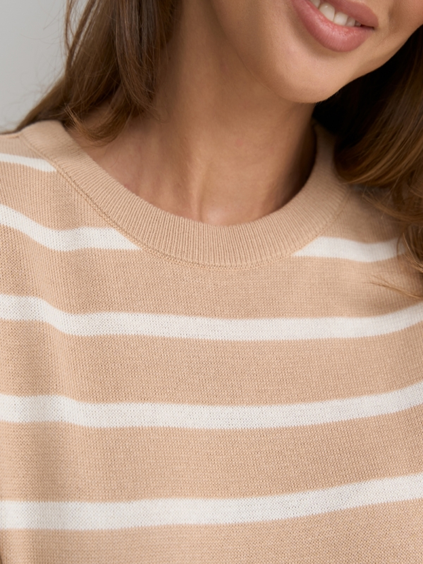 Джемпер TrikoBakh модель 2800-migdalxnij-ajvor Джемпер TrikoBakh модель 2800-migdalxnij-ajvor Фото