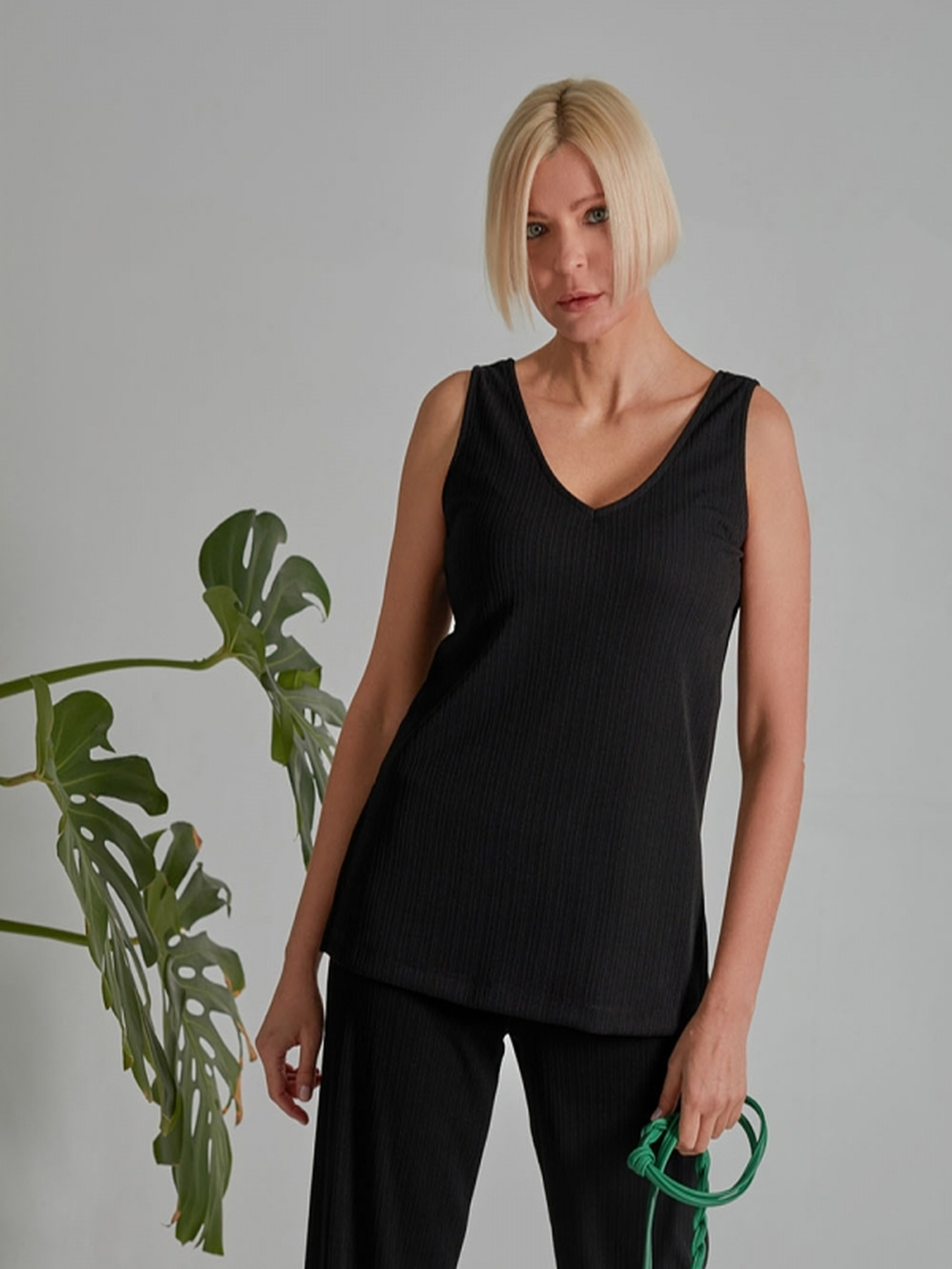 Майка TrikoBakh Модель 1785-chornij Фото