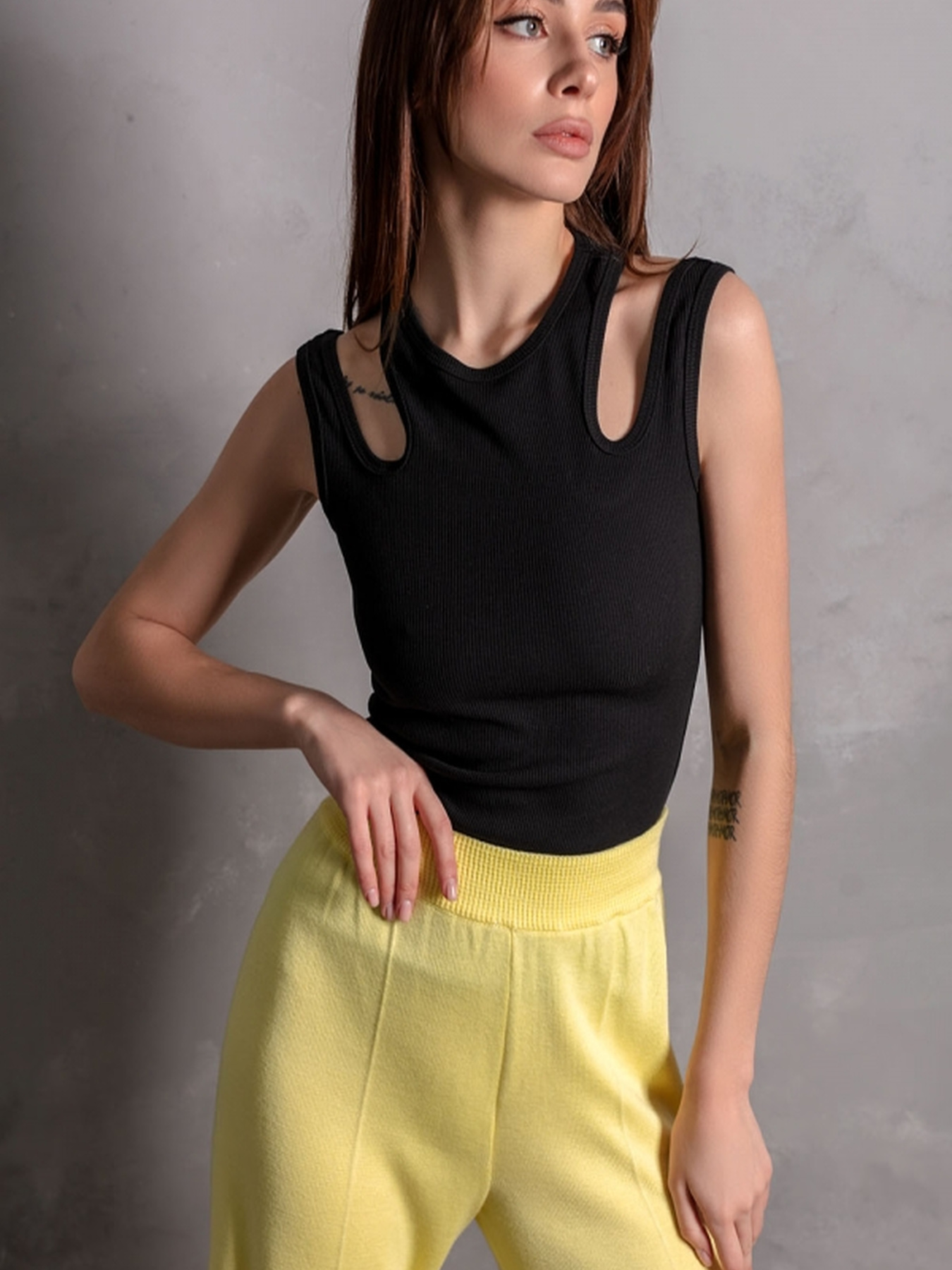 Майка TrikoBakh Модель 1783-chornij Фото