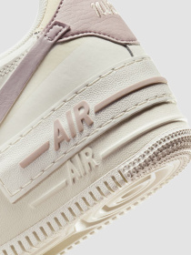 Кросівки NIKE Wmns Air Force 1 Shadow модель DZ1847-104 Фото