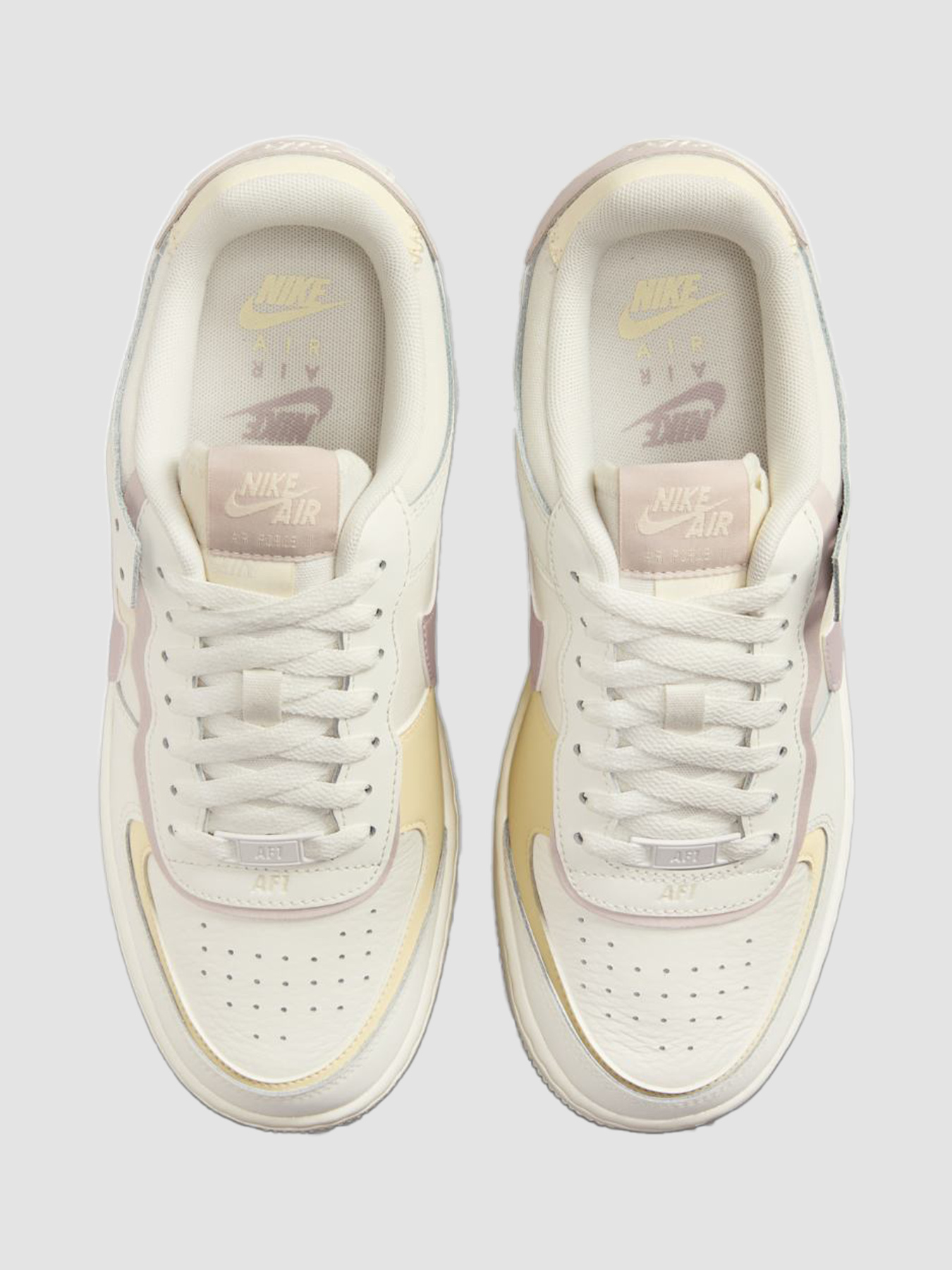 Кроссовки повседневные NIKE Wmns Air Force 1 Shadow модель DZ1847-104 Кроссовки повседневные NIKE Wmns Air Force 1 Shadow модель DZ1847-104 Фото