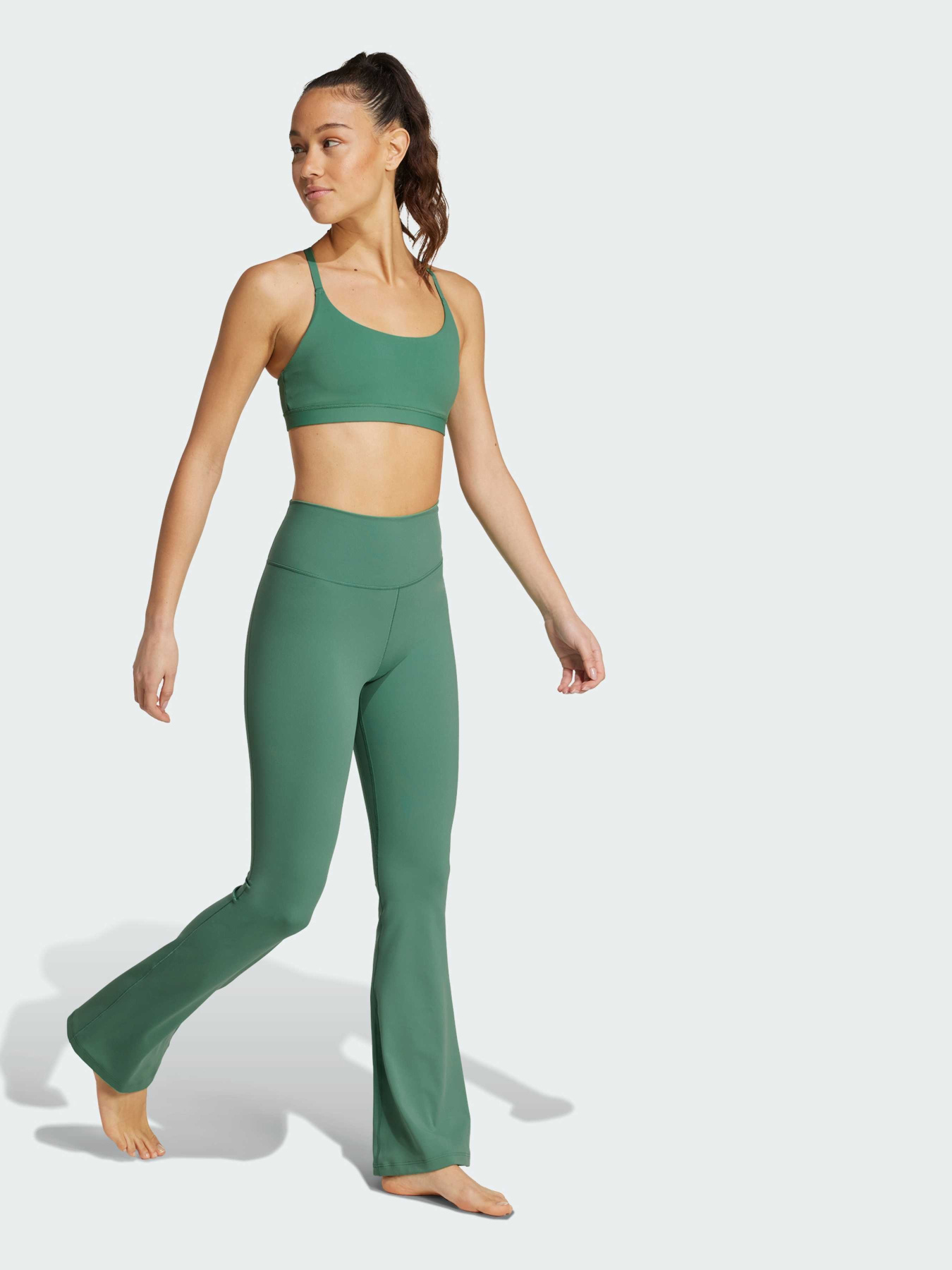 Топ спортивний Adidas Clima модель JD1974 Фото