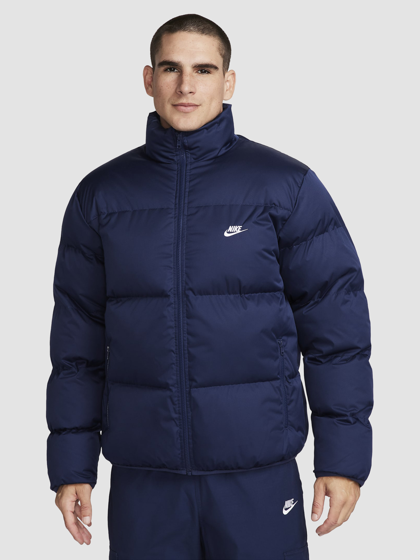 Куртки NIKE Sportswear Club Puffer модель FB7368-410 Фото