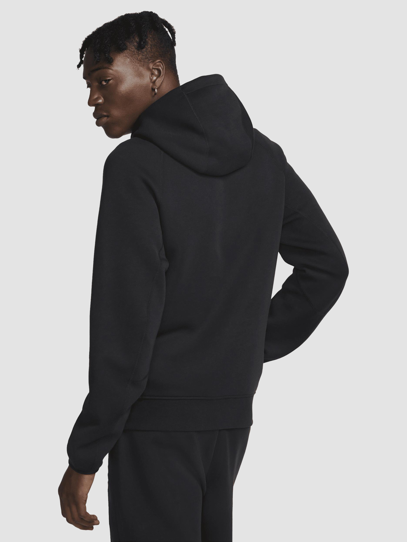 Худі NIKE M Nk Tch Flc Po Hoodie модель FB8016-010 Фото