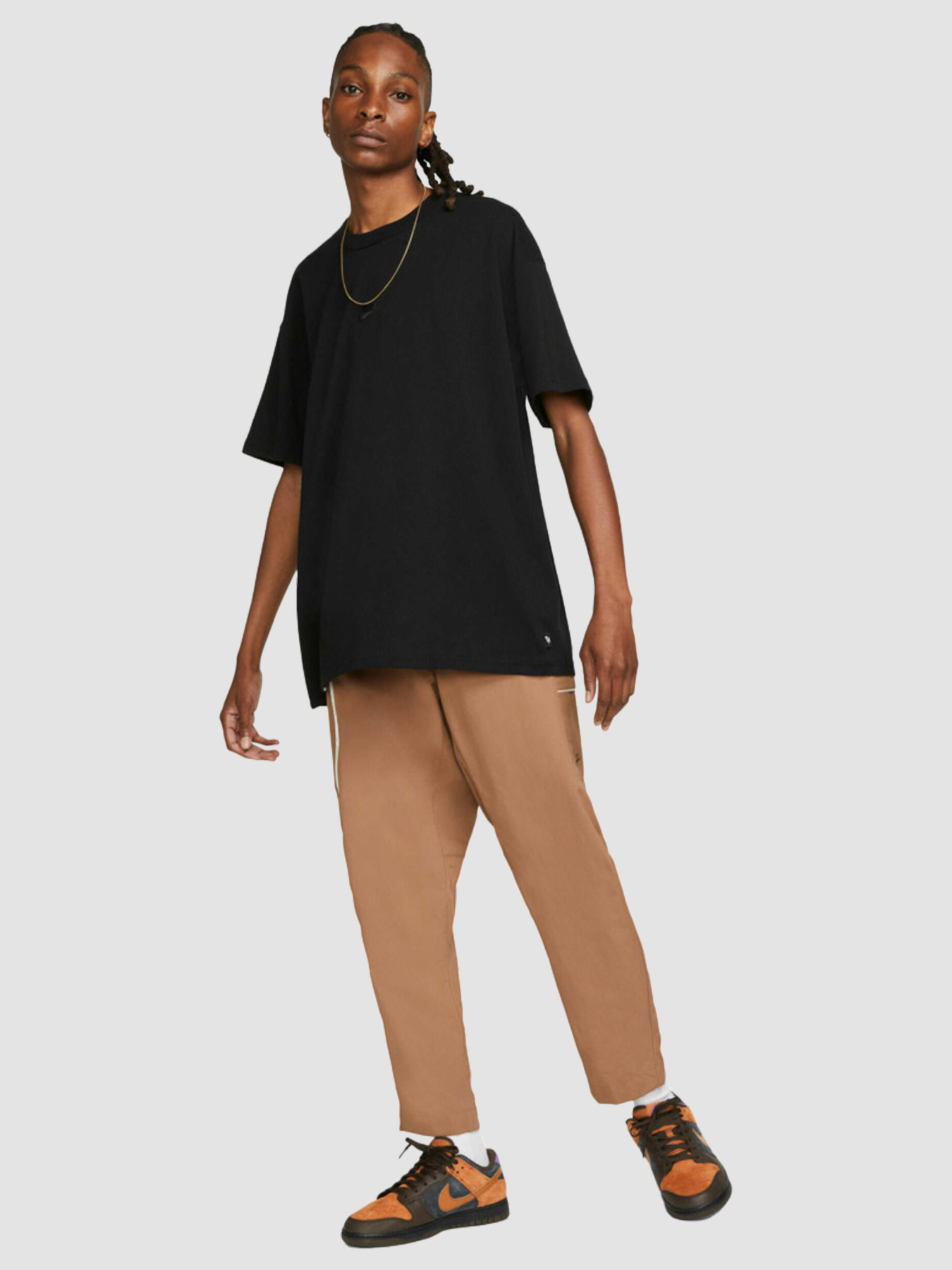 Футболка NIKE Premium Essential Sustainable T-Shirt модель DO7392-010 Фото