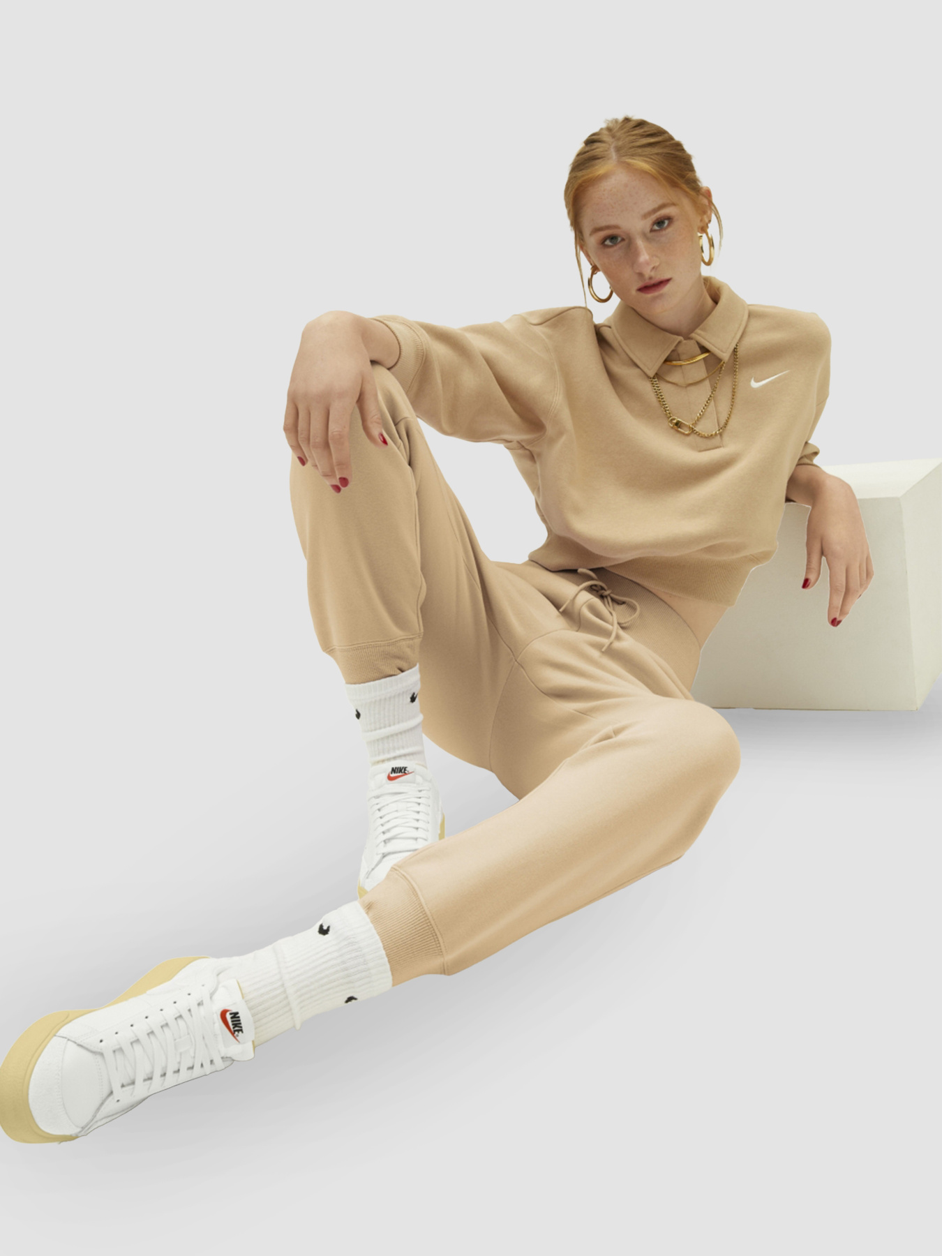 Джогери NIKE Sports Pants модель DQ5688-200 Фото