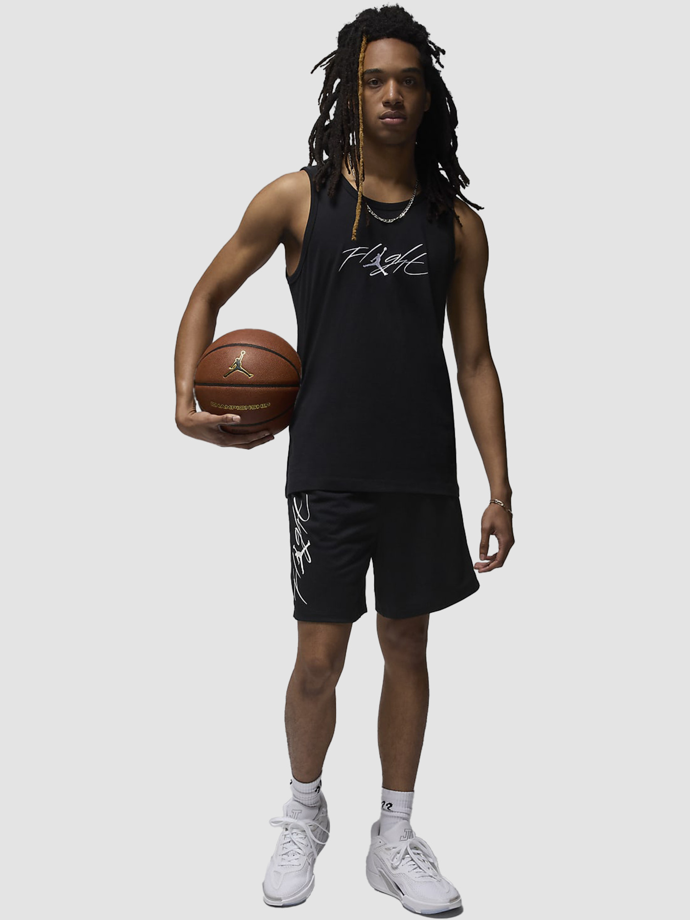 Повседневные шорты Jordan ШорEss Ssn модель FN4647-010 Фото