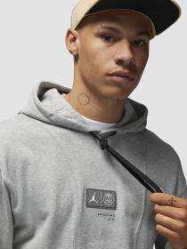 Худі NIKE Paris Saint-Germain модель DM3096-063 Худі NIKE Paris Saint-Germain модель DM3096-063 Фото