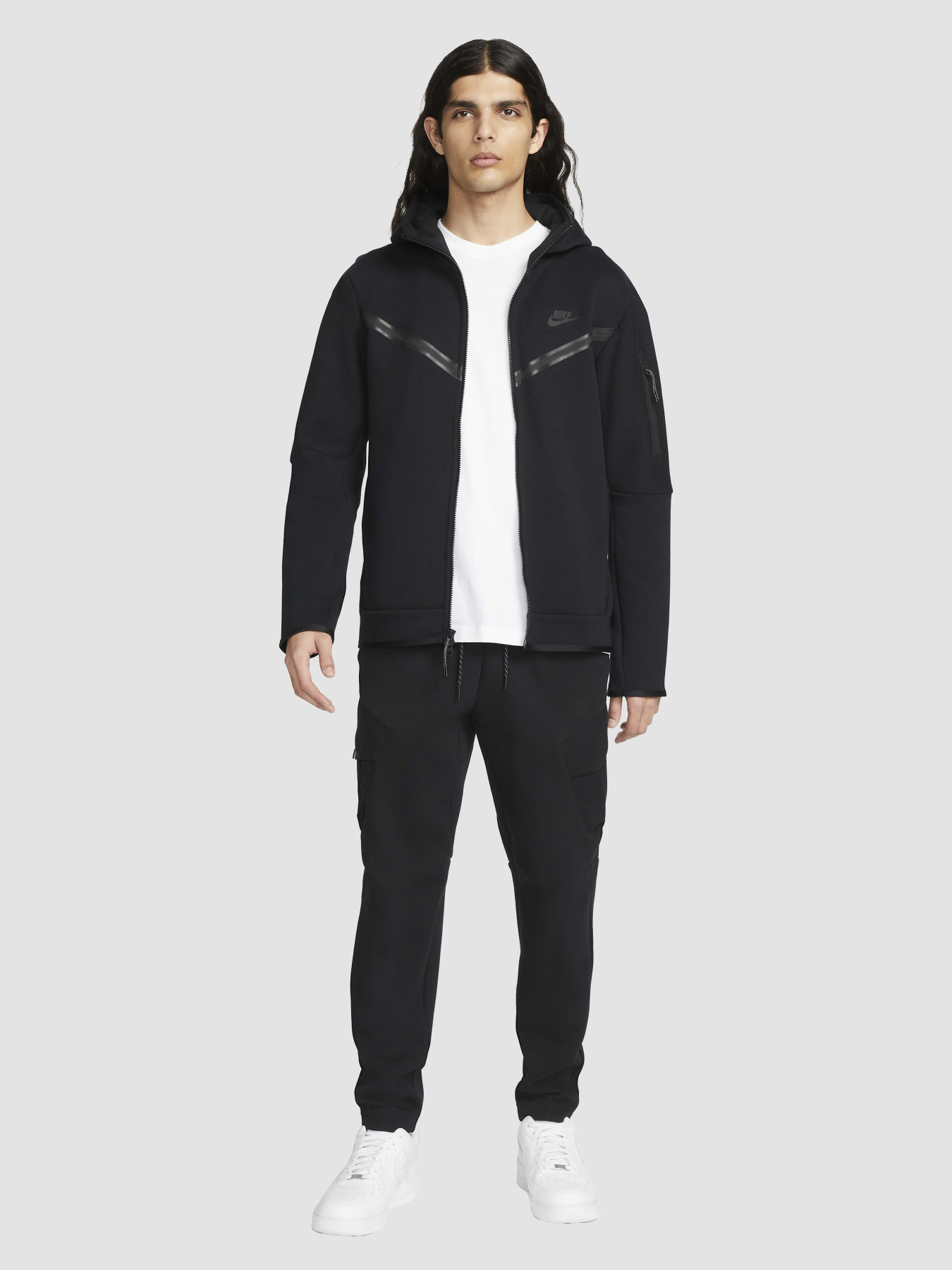 Повсякденні штани NIKE Nsw Tch Flc Utility Pant модель DM6453-010 Фото