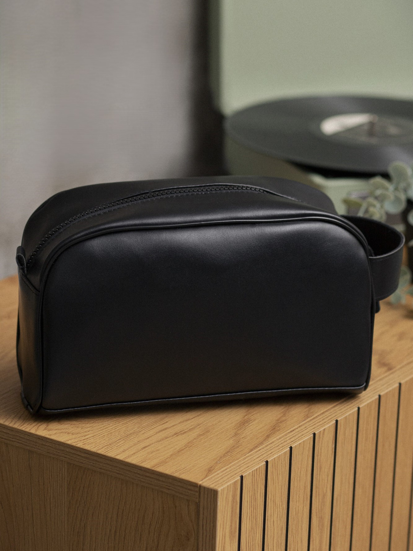 Органайзер-косметичка Дорожна Сумка Несесер Without Cosmetic Black Without модель 8049535 Фото