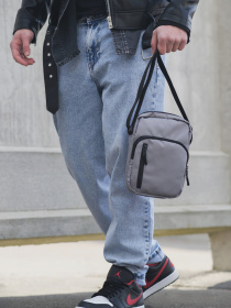 Мессенджер Without модель 8049538 Мессенджер Without модель 8049538 Фото