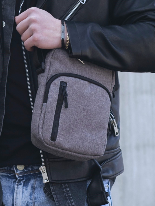 Мессенджер Without модель 8049540 Фото