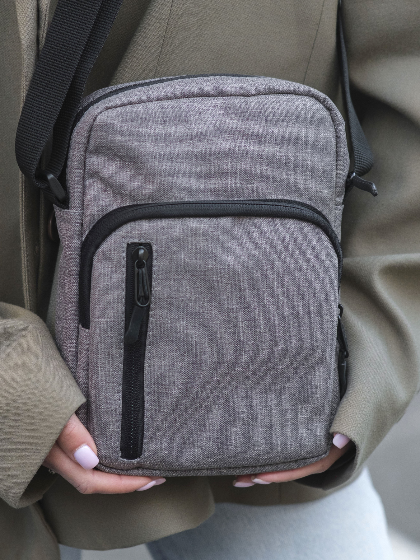 Мессенджер Without модель 8049541 Фото