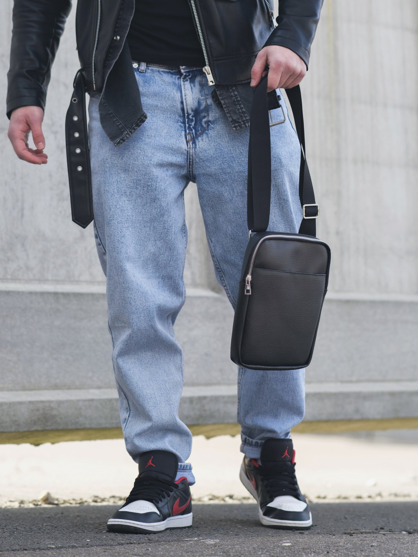 Мессенджер Without модель 8049544 Фото