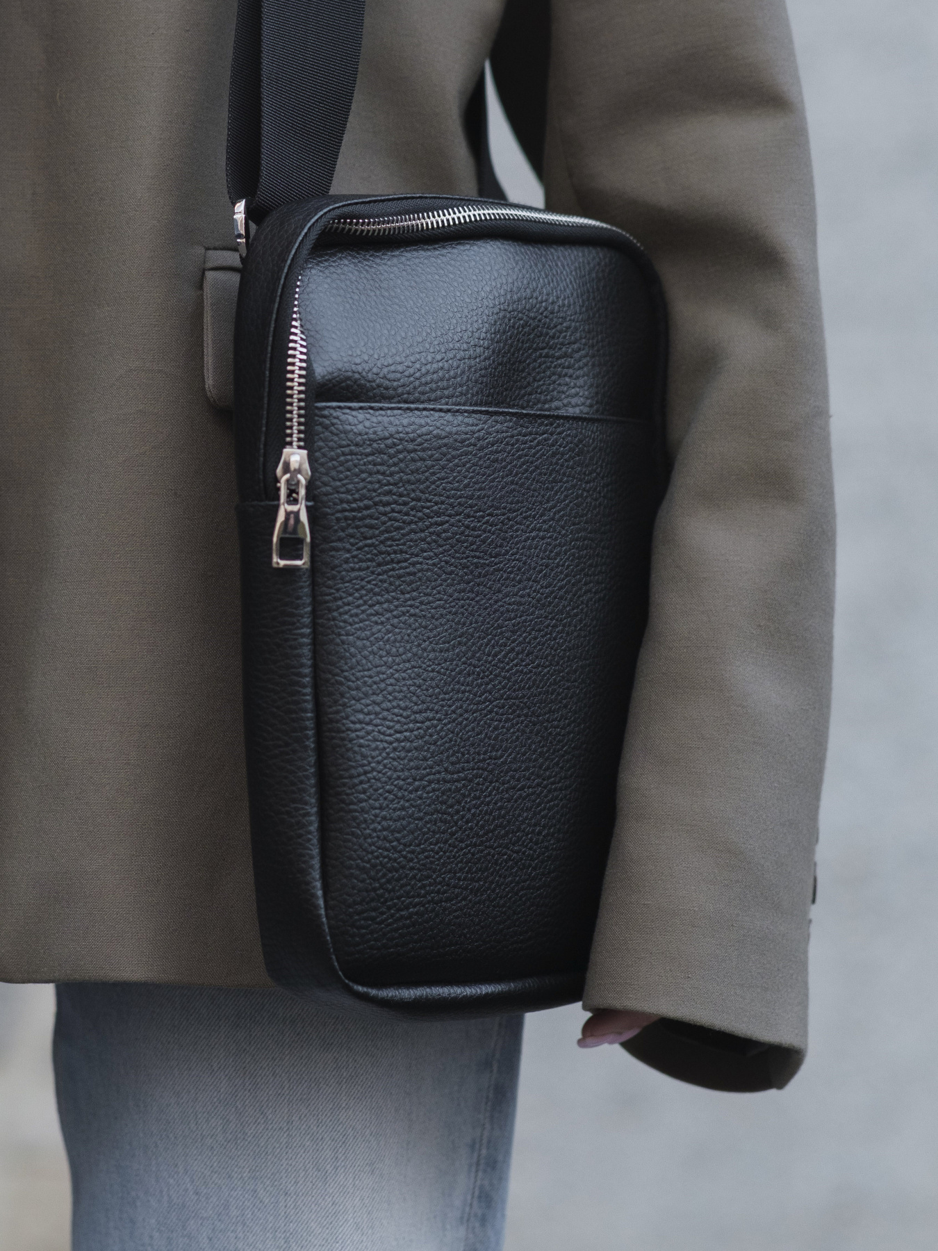 Мессенджер Without модель 8049545 Фото