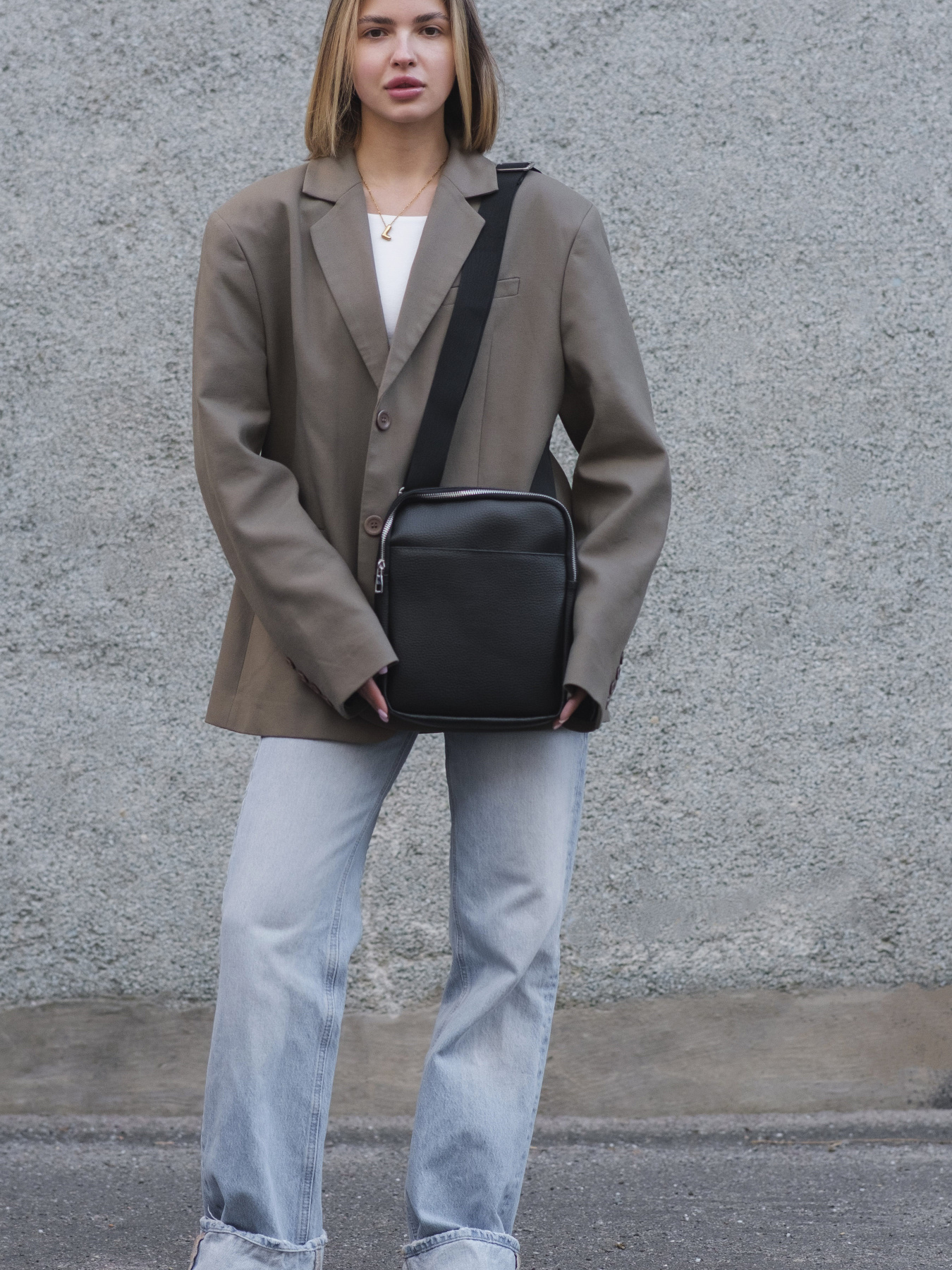 Мессенджер Without модель 8049545 Фото